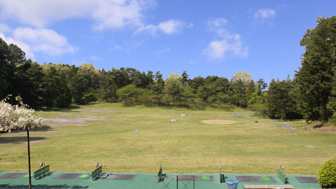 DRIVING RANGE